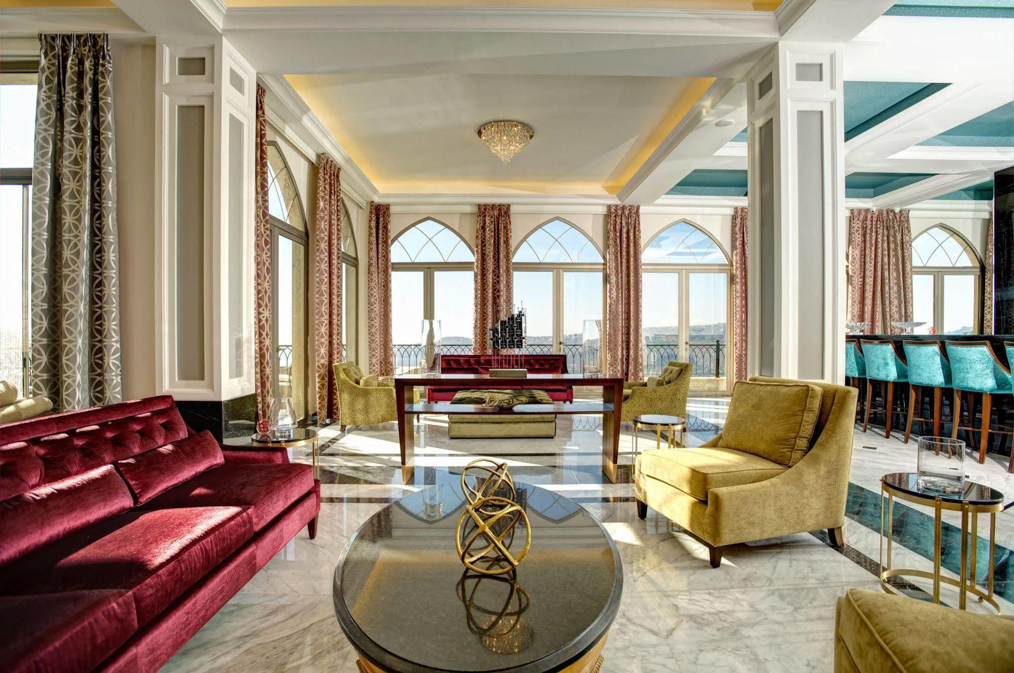 Cherry Blossom Boutique Hotel Bḩamdūn Exterior foto